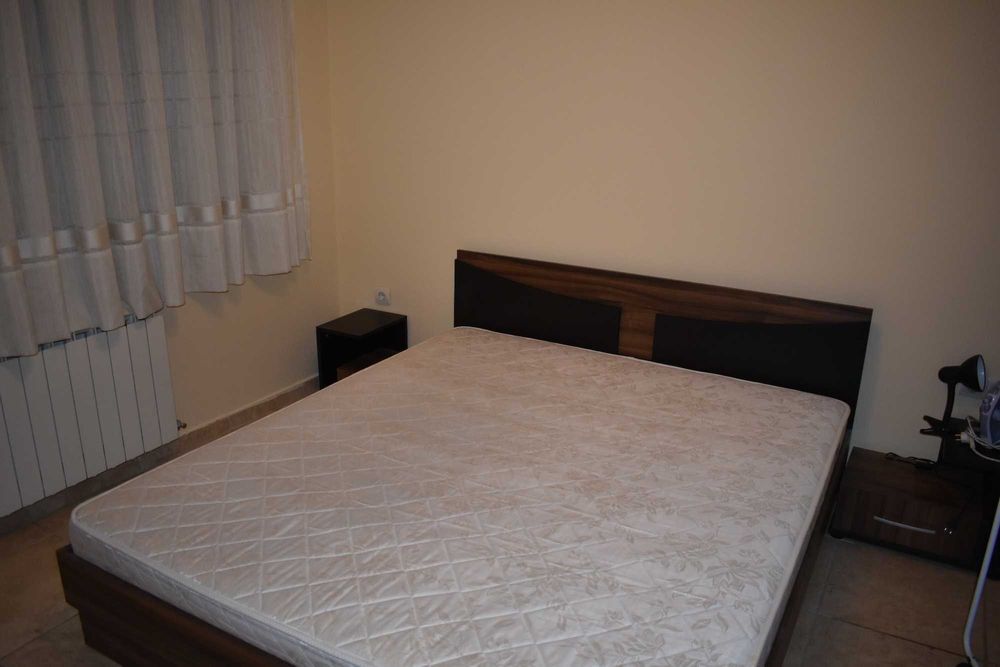 Дава се под наем Двустаен апартамент в София, Център - 66 кв.м за 518.67 € - Снимка #2