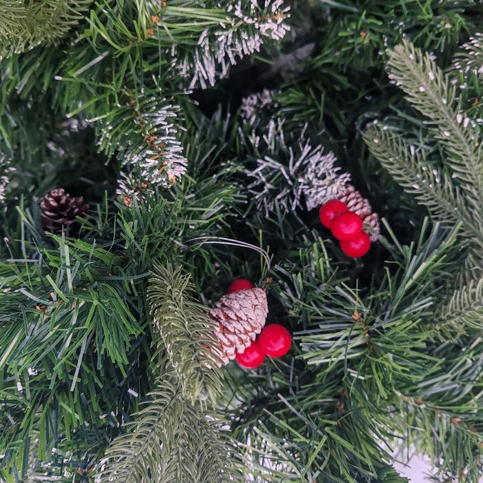 Елки искусственные