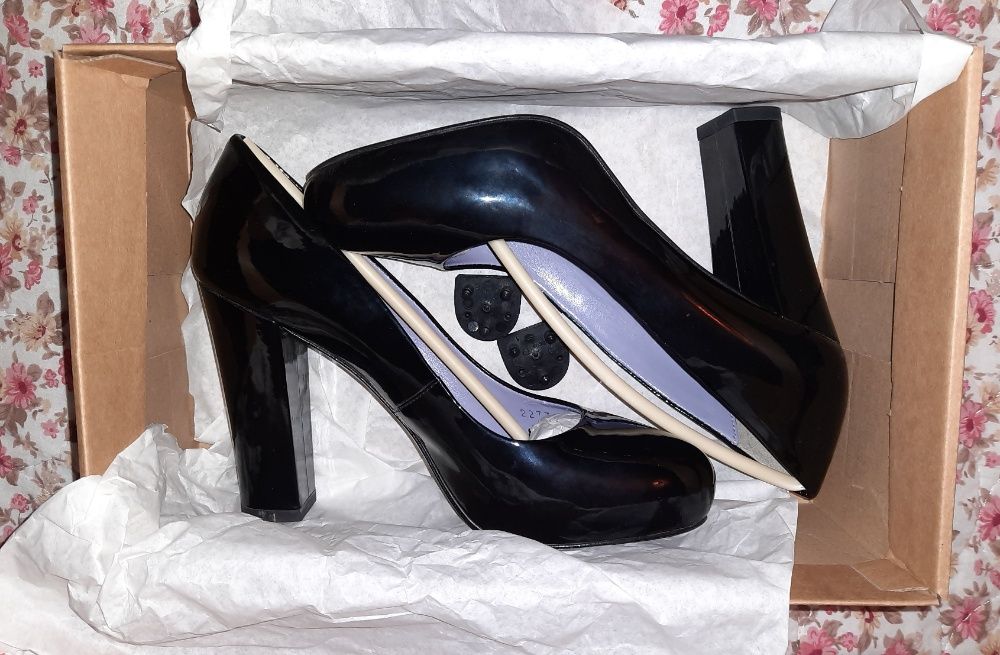 Pantofi dama piele lacuiti noi cu toc 10cm, masura 37 38, NOI, NOU