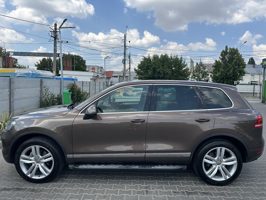 Volkswagen Touareg  3.0 TDI