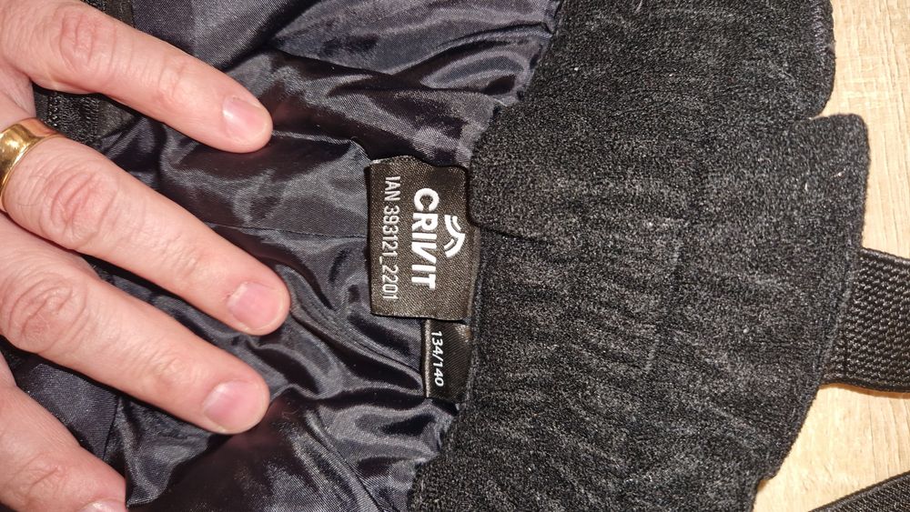 Pantaloni ski copii - 2 modele / Wedze si Crivit marime 140.