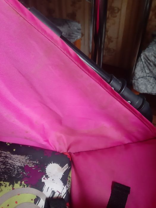 Детская прогулочная коляска