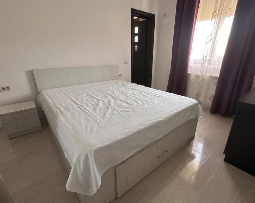 Apartament de închiriat