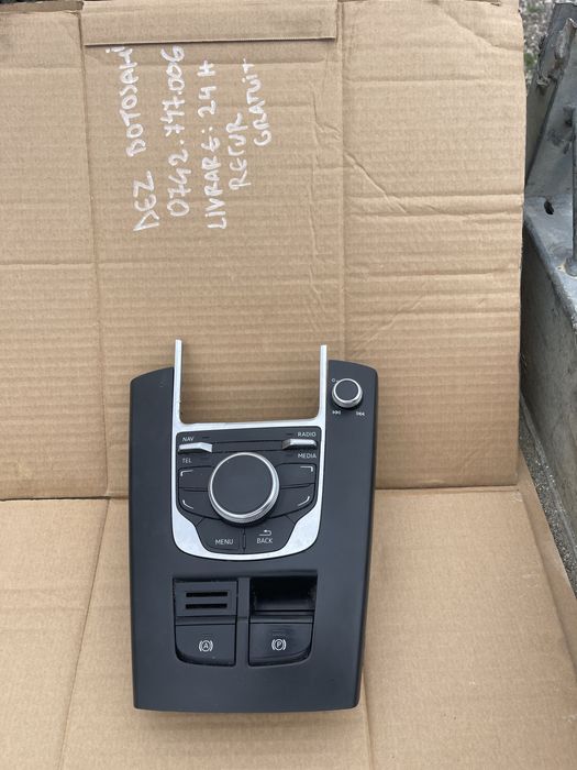Consola centrala Audi A3 8V 8V0919614B an 2013-2018 completa