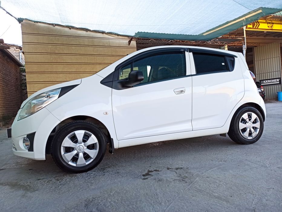 Спарк , 2015 - 2 позиция , состояние жуда яхши