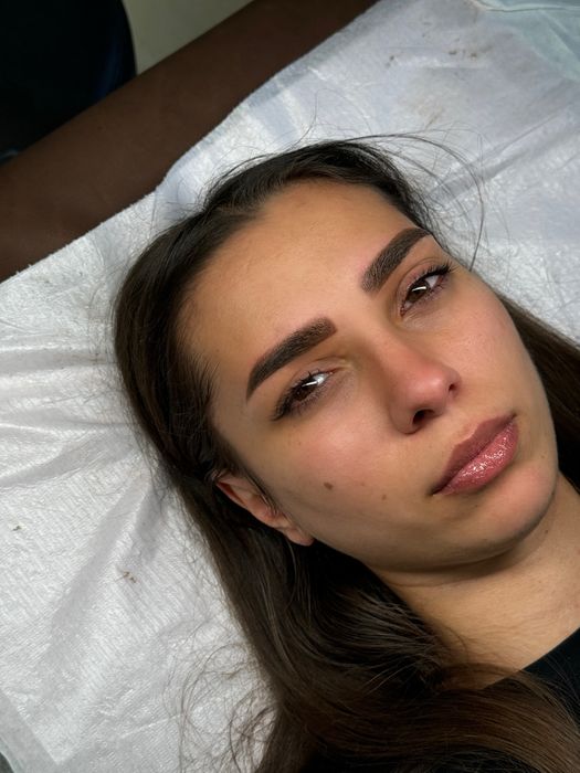 Micropigmentare sprâncene