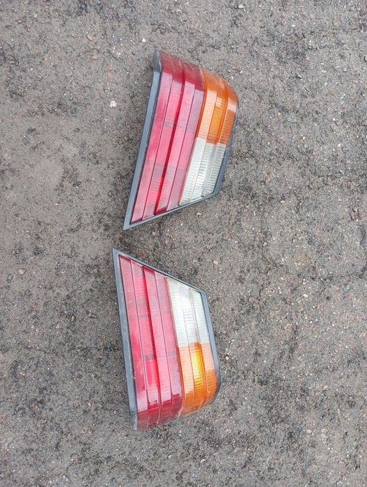 Продам задние плафоны