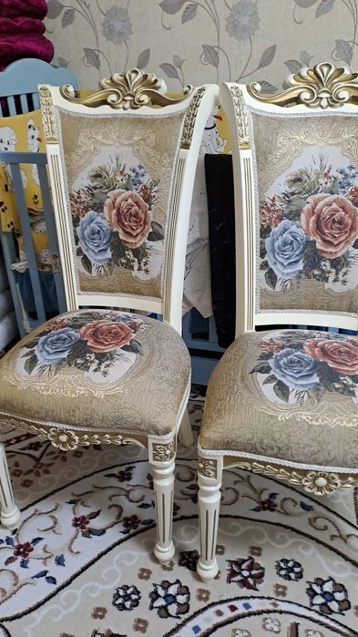 Продам стол со стульями