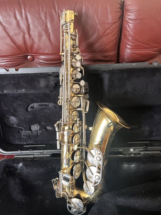 Saxofon  de vinzare mai mute detali la telefon