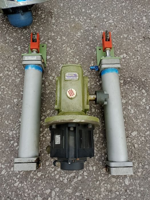 Продам мотор редуктор для ворот