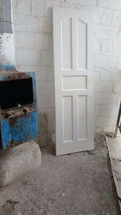 Отдам даром дверь