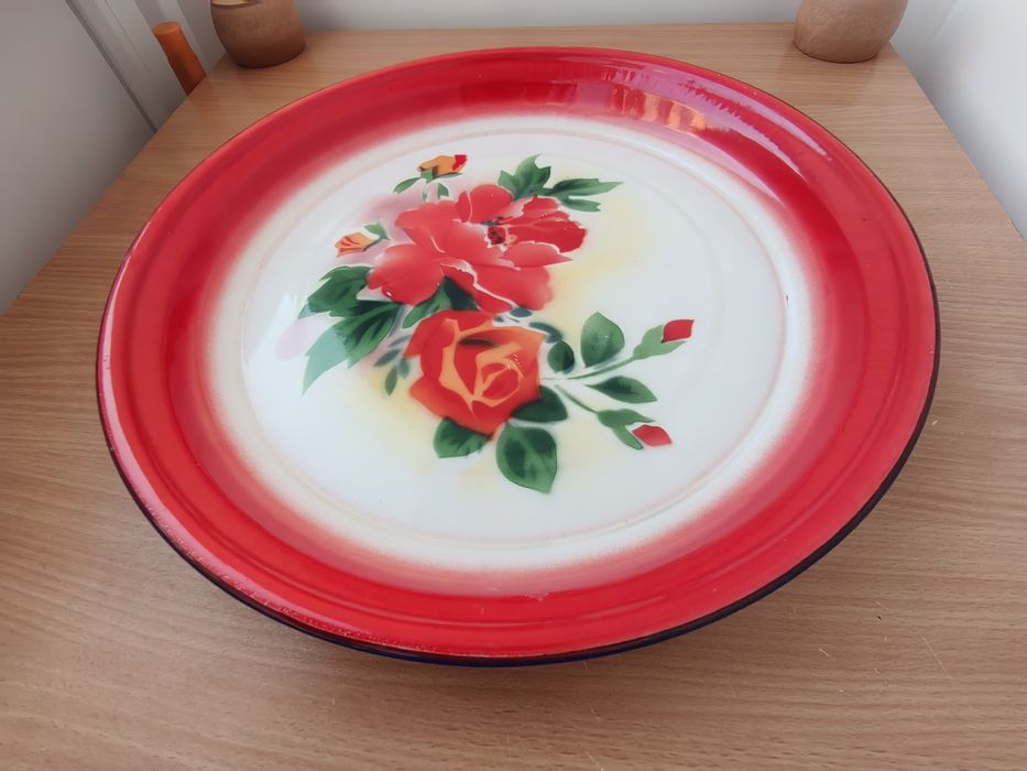 Легендер, табақтар