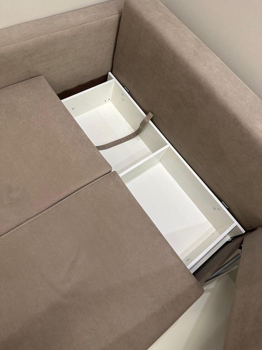 Продам диван в гостиную