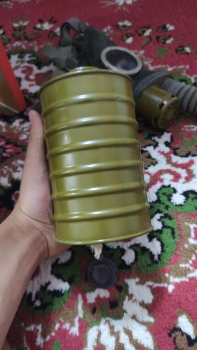 Продаю противогаз Гп4 с фильтром и сумкой