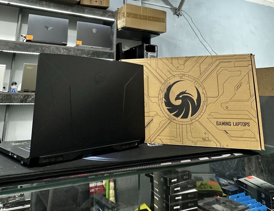 Мощный игравой ноутбук MSI Bravo ryzen 7-7735HS  16/512 RTX4060