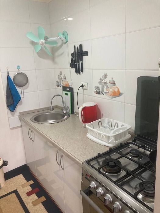 Срочно продам чиланзар 6.  3/3/4 балкон 2*6