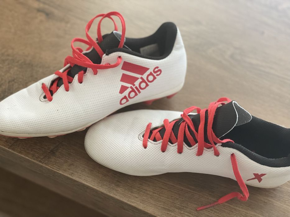 Бутонки Adidas