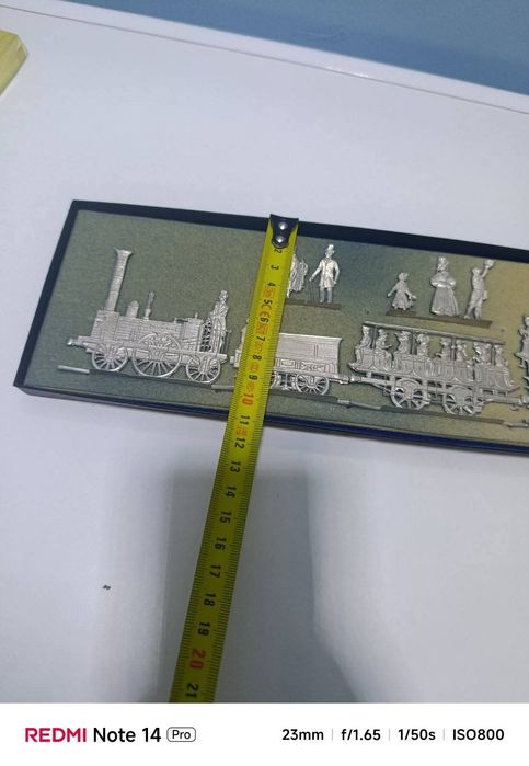 Тенекиени фигурки