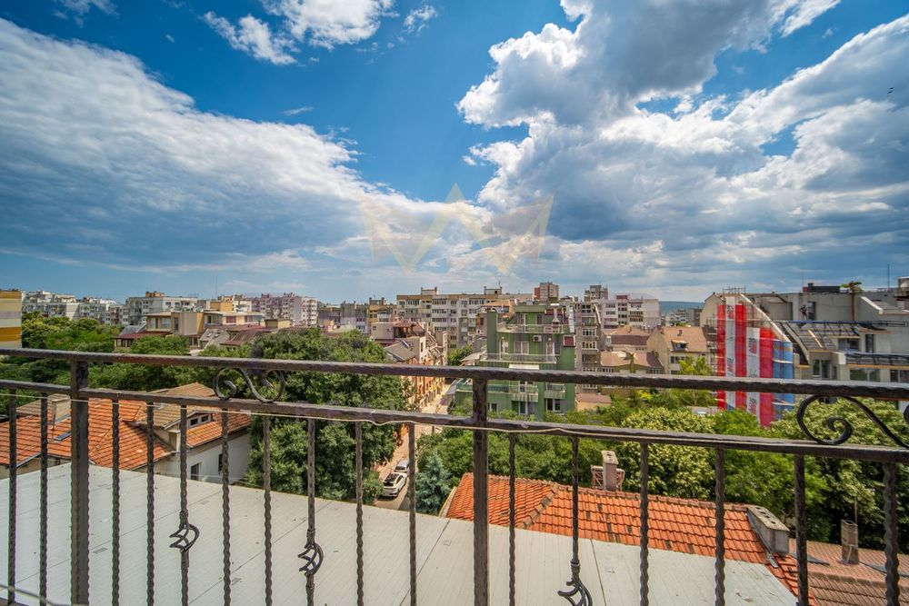 Продава се Двустаен апартамент в Варна, Левски - 63 кв.м за 1985 €/кв.м - Снимка #4