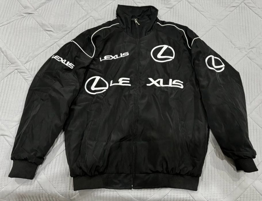 Осенний бомбер Lexus