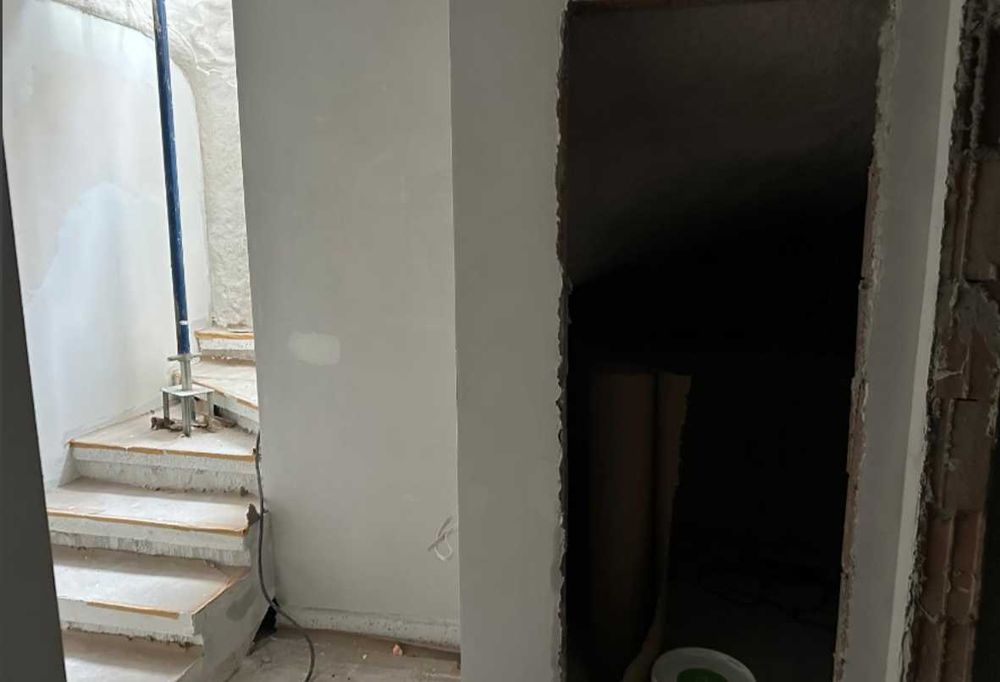 Продава се Заведение в Варна, Център - 153 кв.м за 2582 €/кв.м - Снимка #3