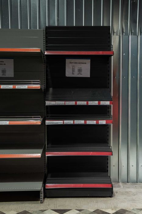 Rafturi premium magazine IASI