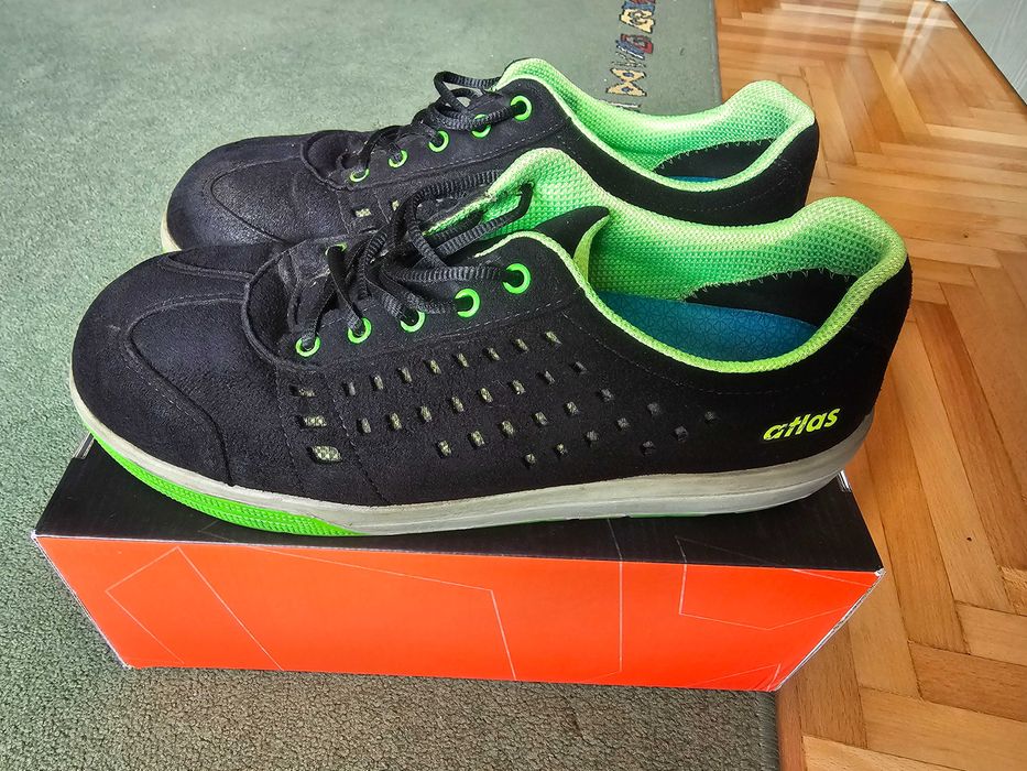 Vand pantofi munca ,,ATLAS" cu bot de otel marimea 43