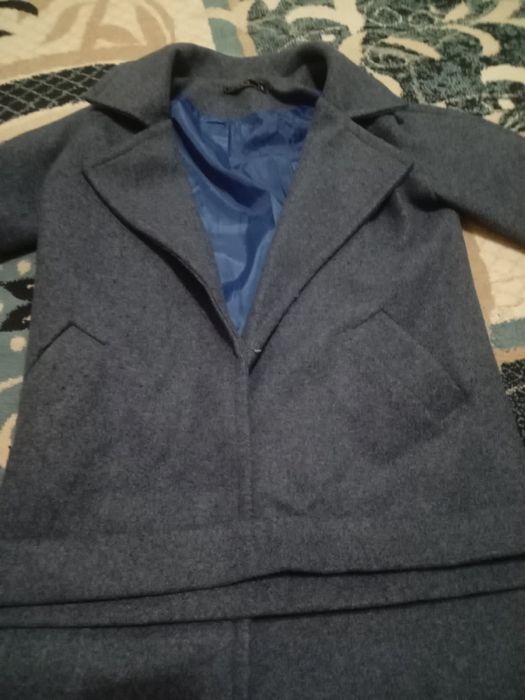 Пальто осень 3000 тг.