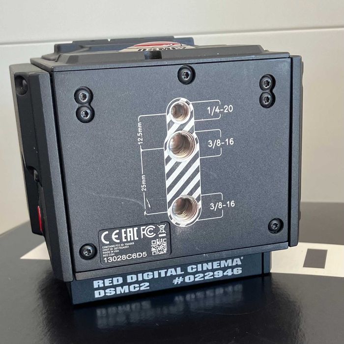 Кинематографска камера RED DigitalCinemaDSMC2 със сензор GEMINI 5K S35