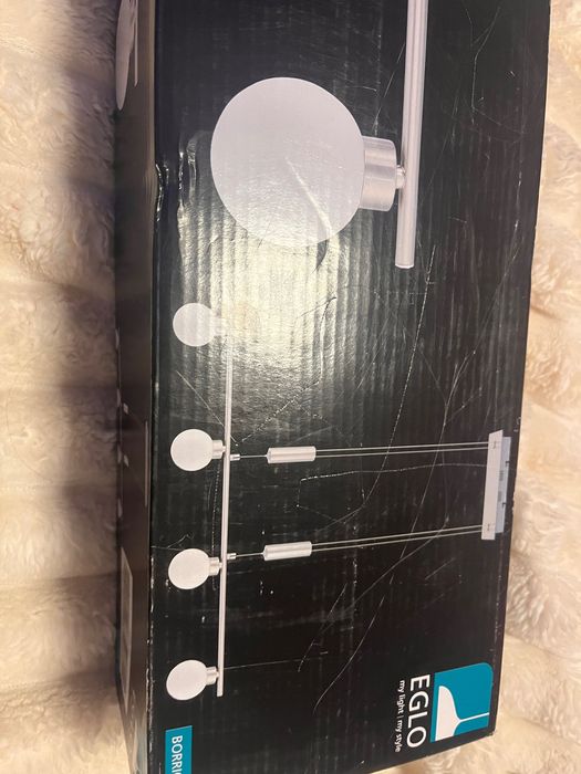 Plafoniera noua  in  cutie