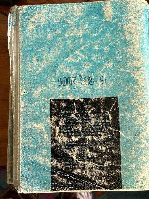 3 учебника по френски език - Vous êtes ici vol.1, 2 + Français