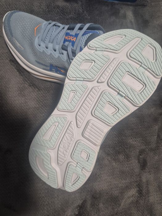 Adidași Hoka Bond 9 marimea 38,5, 39
