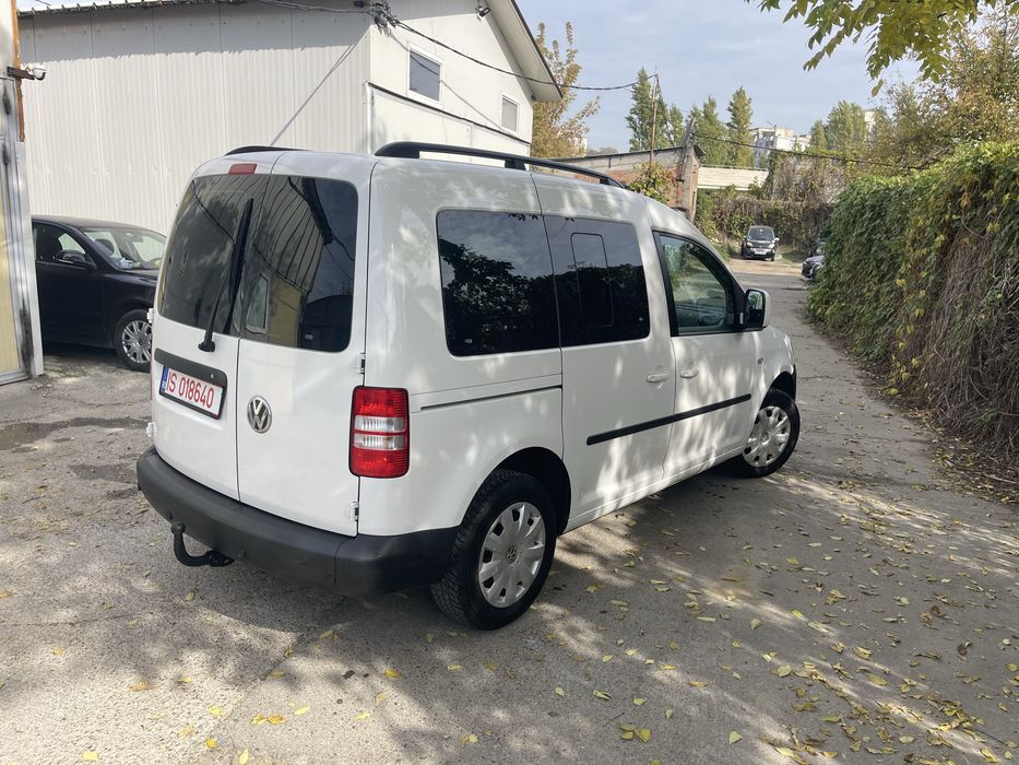 VOLKSWAGEN Caddy 2012 — imagine 4