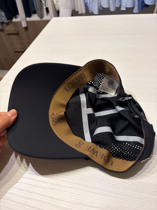 Кепка LOEWE оригинал