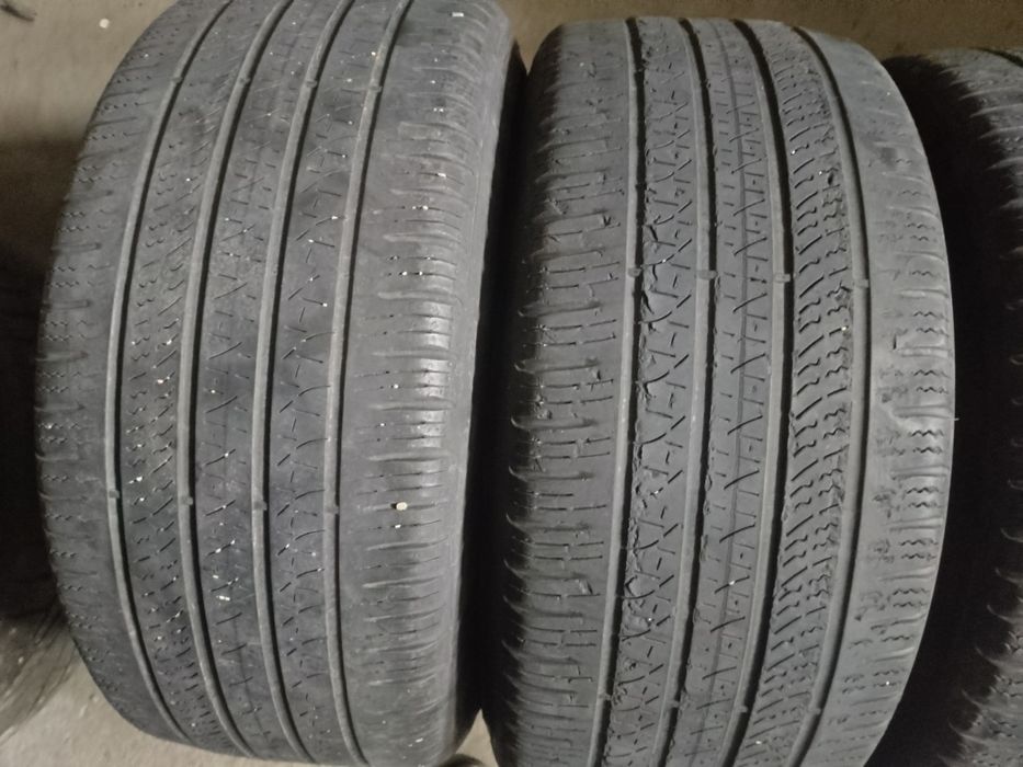 Шины летние 245/40R19