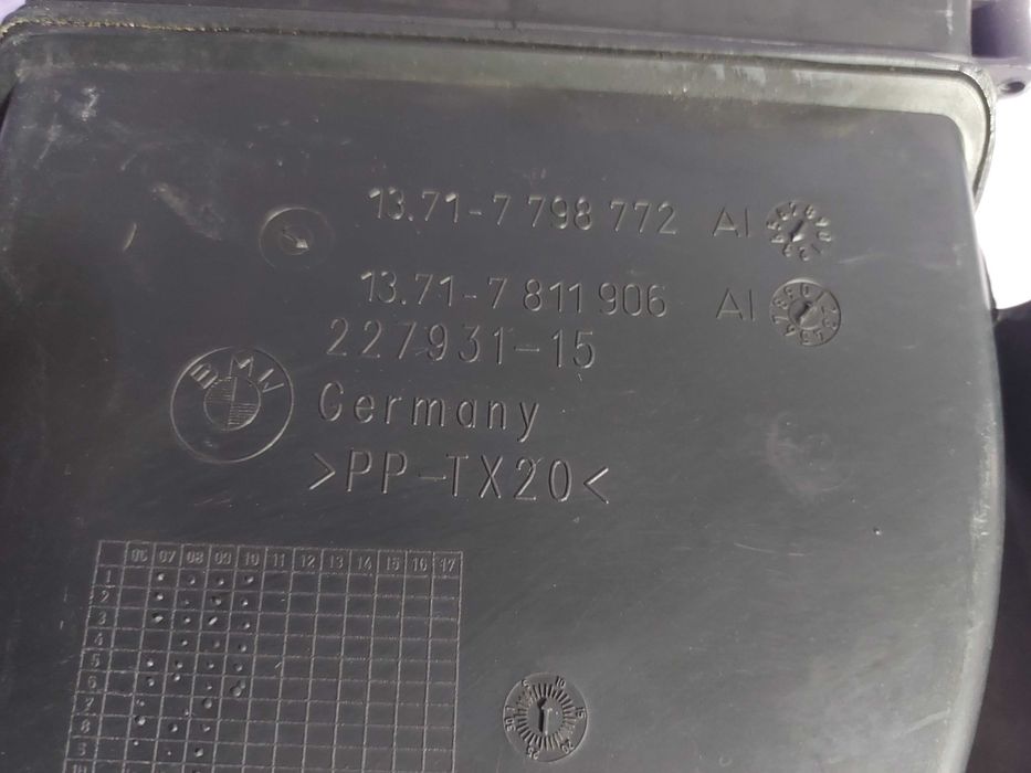 Difuzor captare aer BMW E90 E91 E92 E84 Cod 7798772