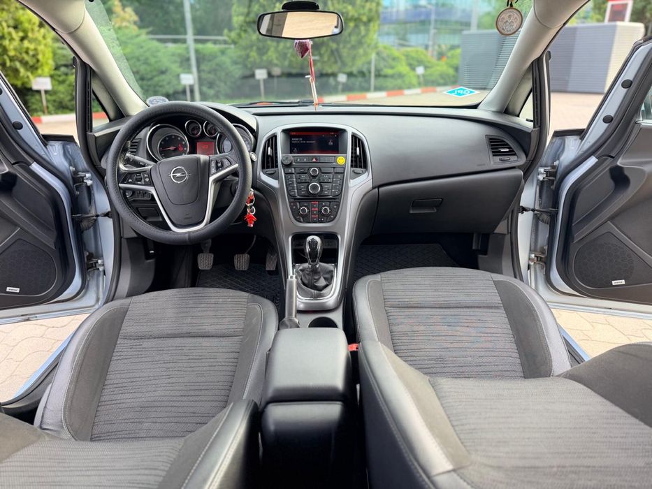 Opel Astra J 1.6 , Benzina /GPL 2017