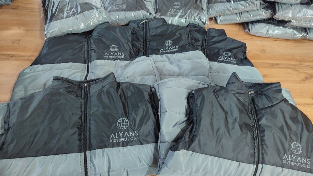 Утепленные жилетки с вашим логотипом от производителя