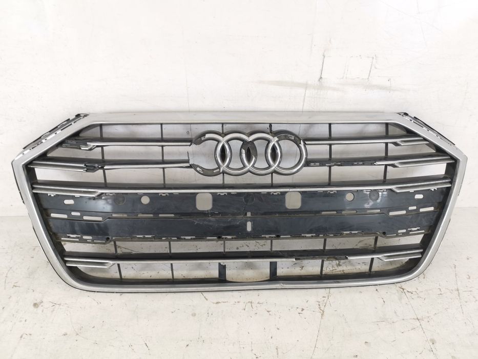 Радиаторна решетка Ауди А8 Д5 / Audi A8 D5 [ - ] Оригинална Повредена