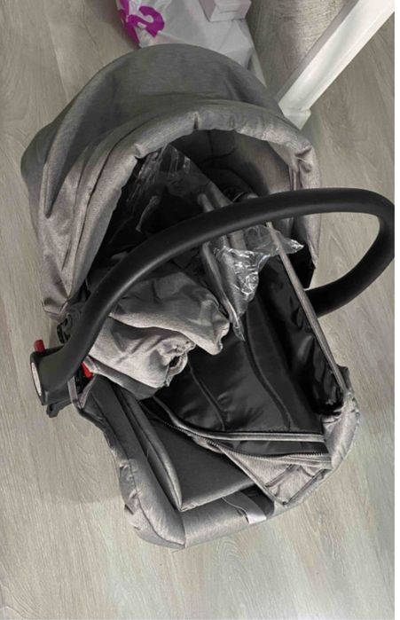 Срочно новая коляска