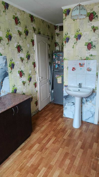 Продам 2 совмещенные комнаты в общежитии