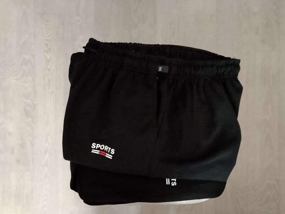 Продается мужское трико новое