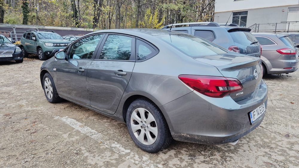 Opel Astra Automat an 2019