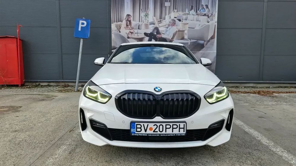 BMW Seria 1 BMW 120i M-sport - Garantie si Service Inclusive BMW pana in Apr 2027