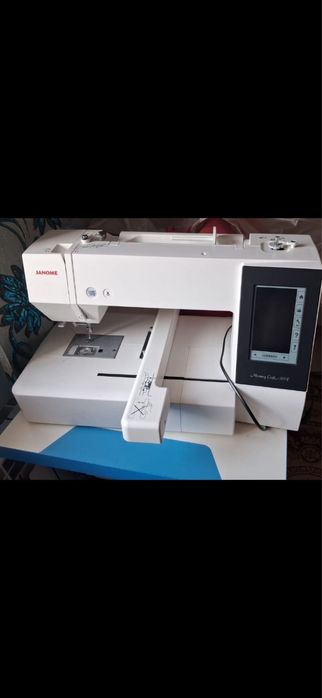 Продается вышивальная машинка Janome 500E