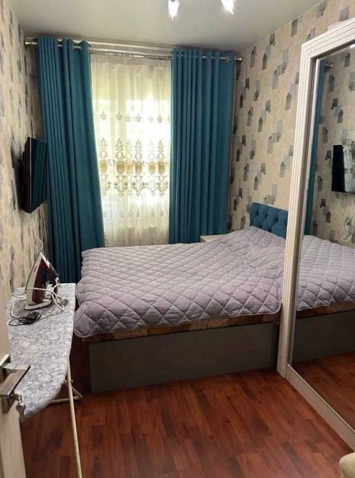 Ул Амира Темура, 4/2/4 Раздельный не торец парковка с навесом
