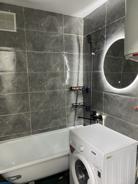 Сдам квартиру центр города!