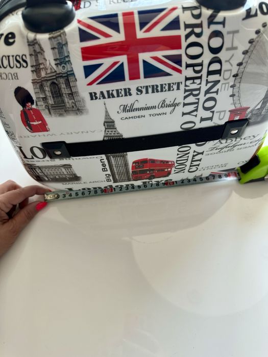 Мини куфарче/beauty cabin luggage