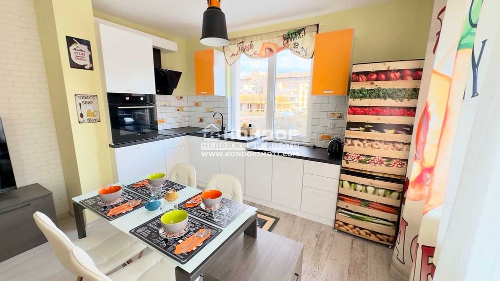 Продава се  в Пловдив, Център -  кв.м за 0 €/ - Снимка #3