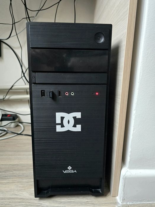 Intel Core I5/  GeForce 1050 Ti/ 16GB RAM